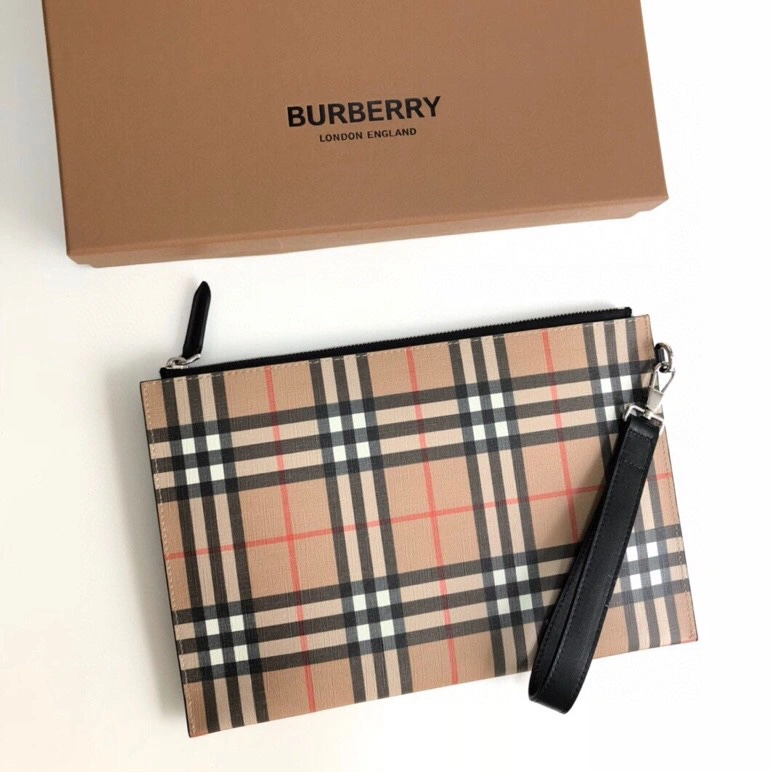 Burberry AAA Man Wallets Refined 7651