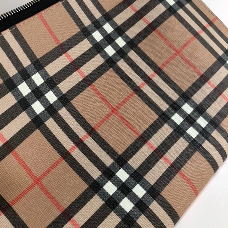 Burberry AAA Man Wallets Refined 7651