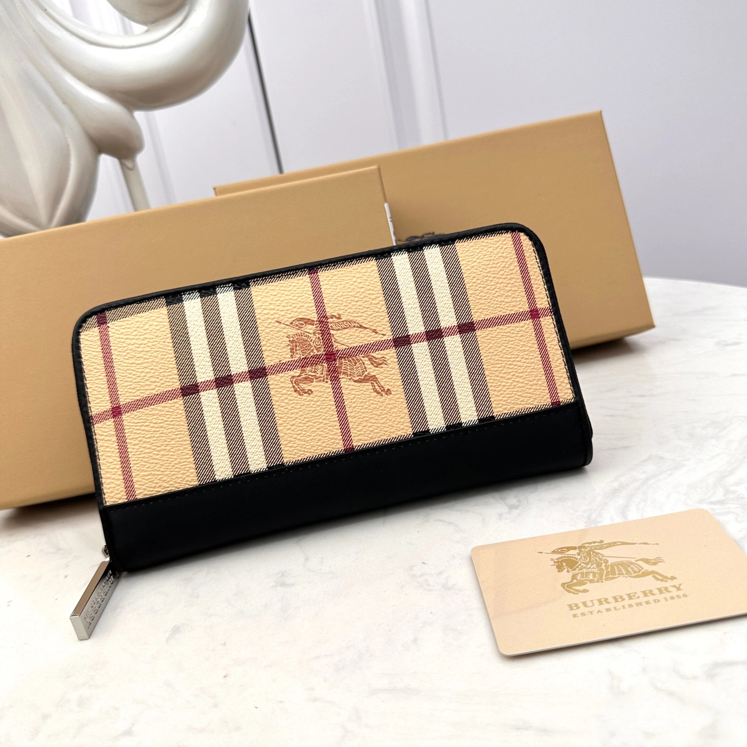 Burberry AAA Man Wallets Stylish 3844