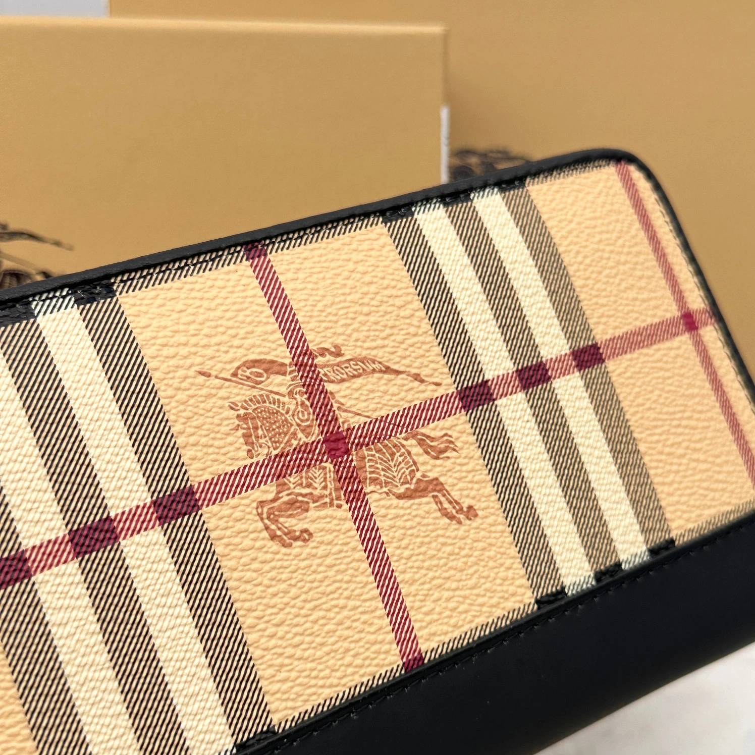 Burberry AAA Man Wallets Stylish 3844