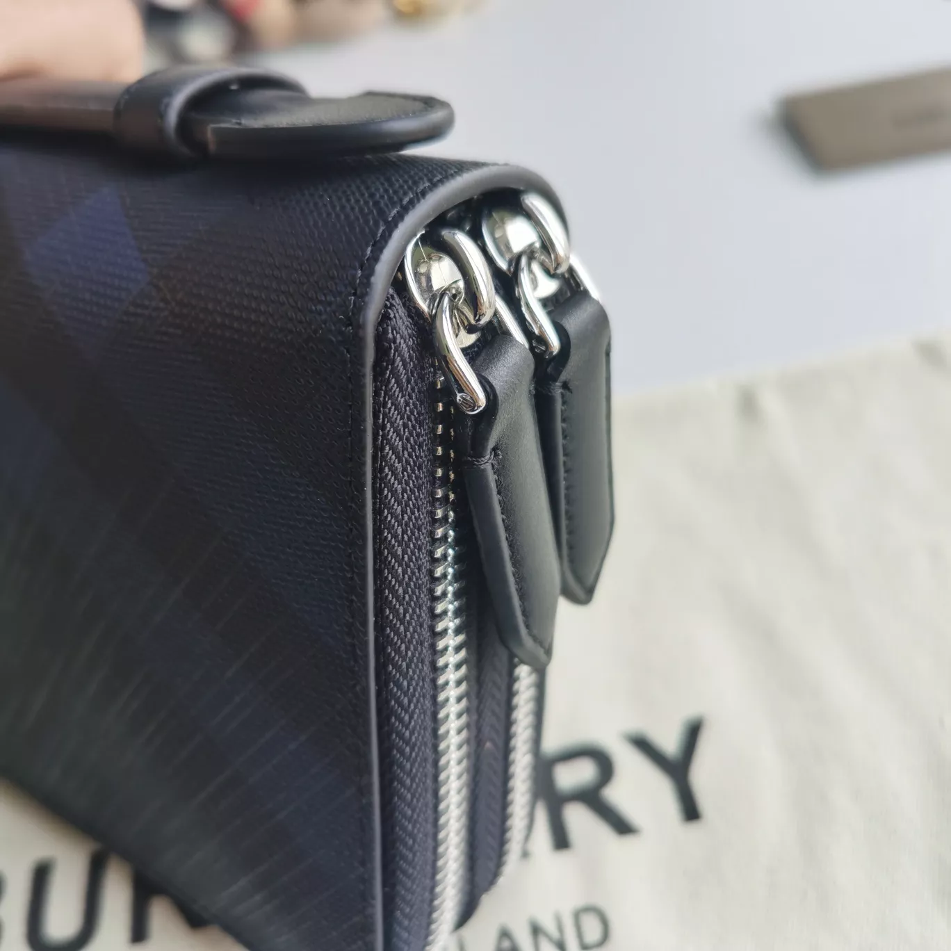 Burberry AAA Man Wallets Versatile 2592