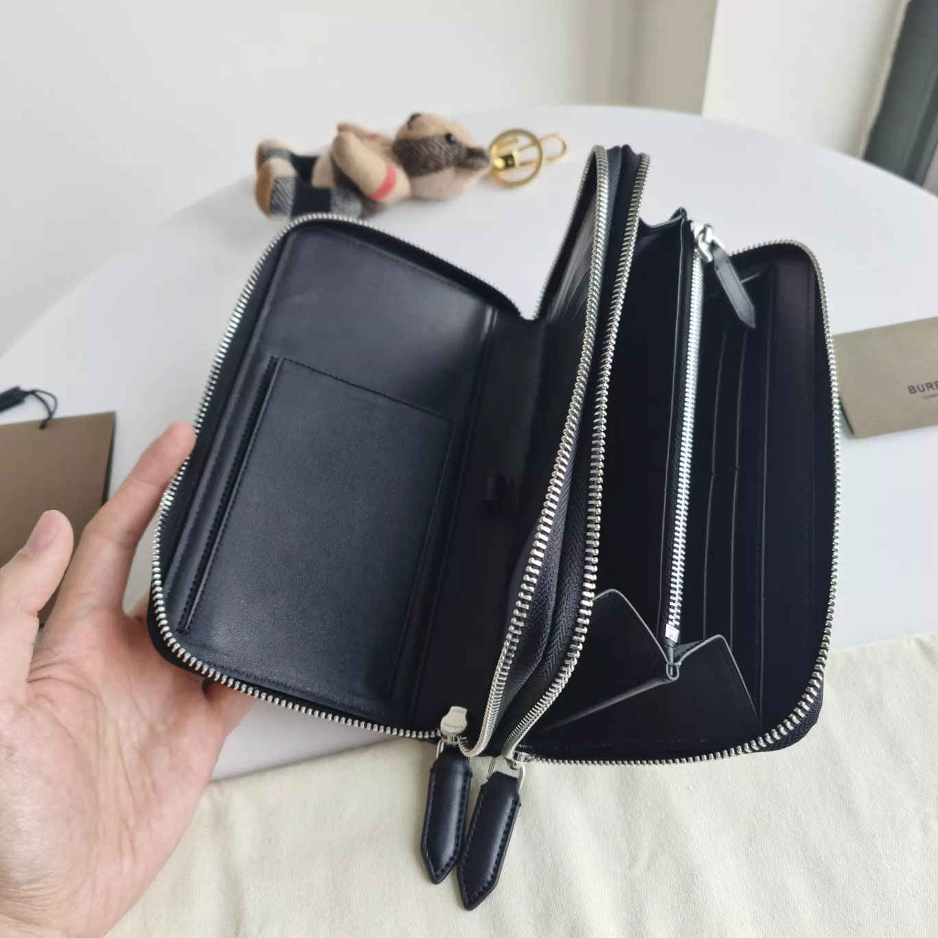 Burberry AAA Man Wallets Versatile 2592