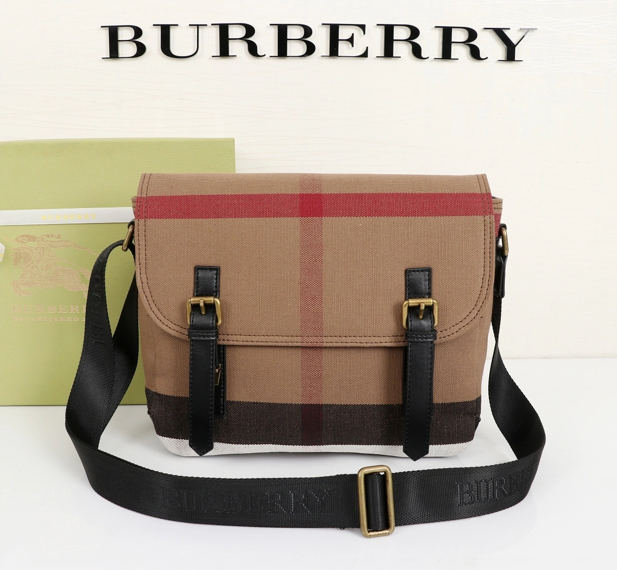 Burberry AAA Messenger Bags For Women ModernLook 2344