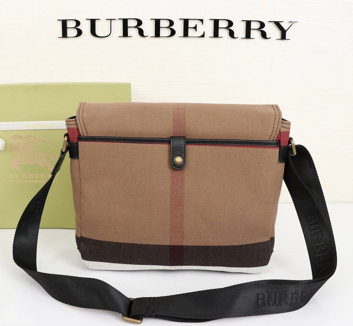 Burberry AAA Messenger Bags For Women ModernLook 2344