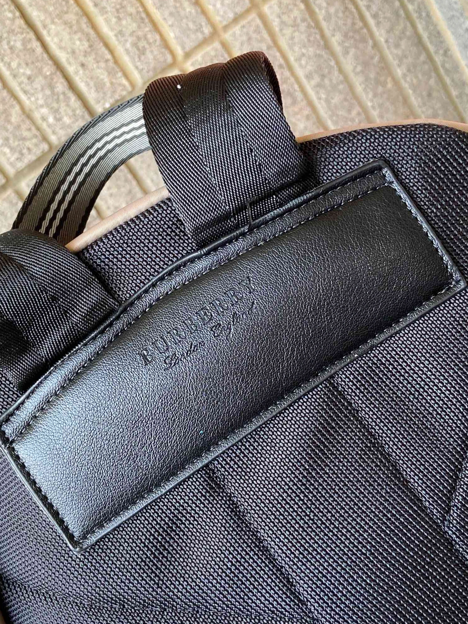 Burberry AAA Quality Backpacks For Unisex EasyMatch 4757