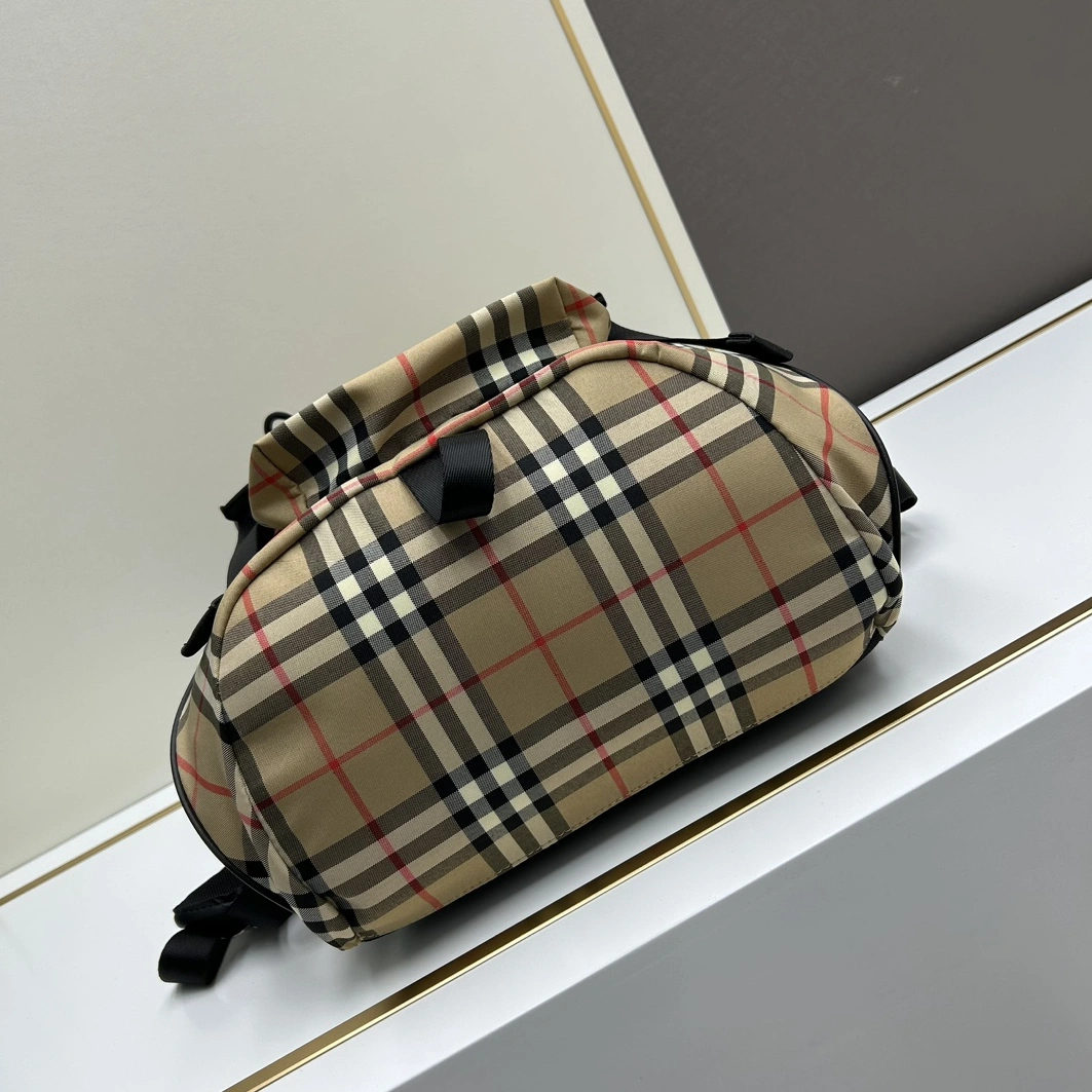 Burberry AAA Quality Backpacks For Unisex EyeCatching 5092