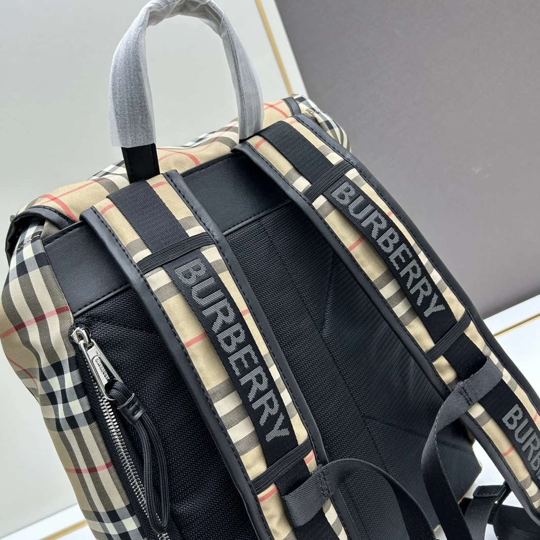 Burberry AAA Quality Backpacks For Unisex EyeCatching 5092