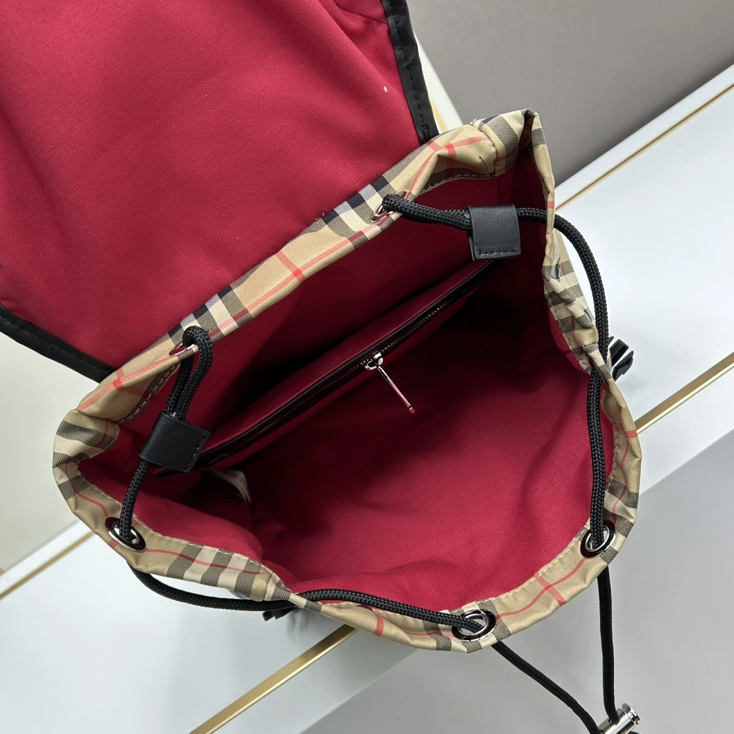 Burberry AAA Quality Backpacks For Unisex EyeCatching 5092