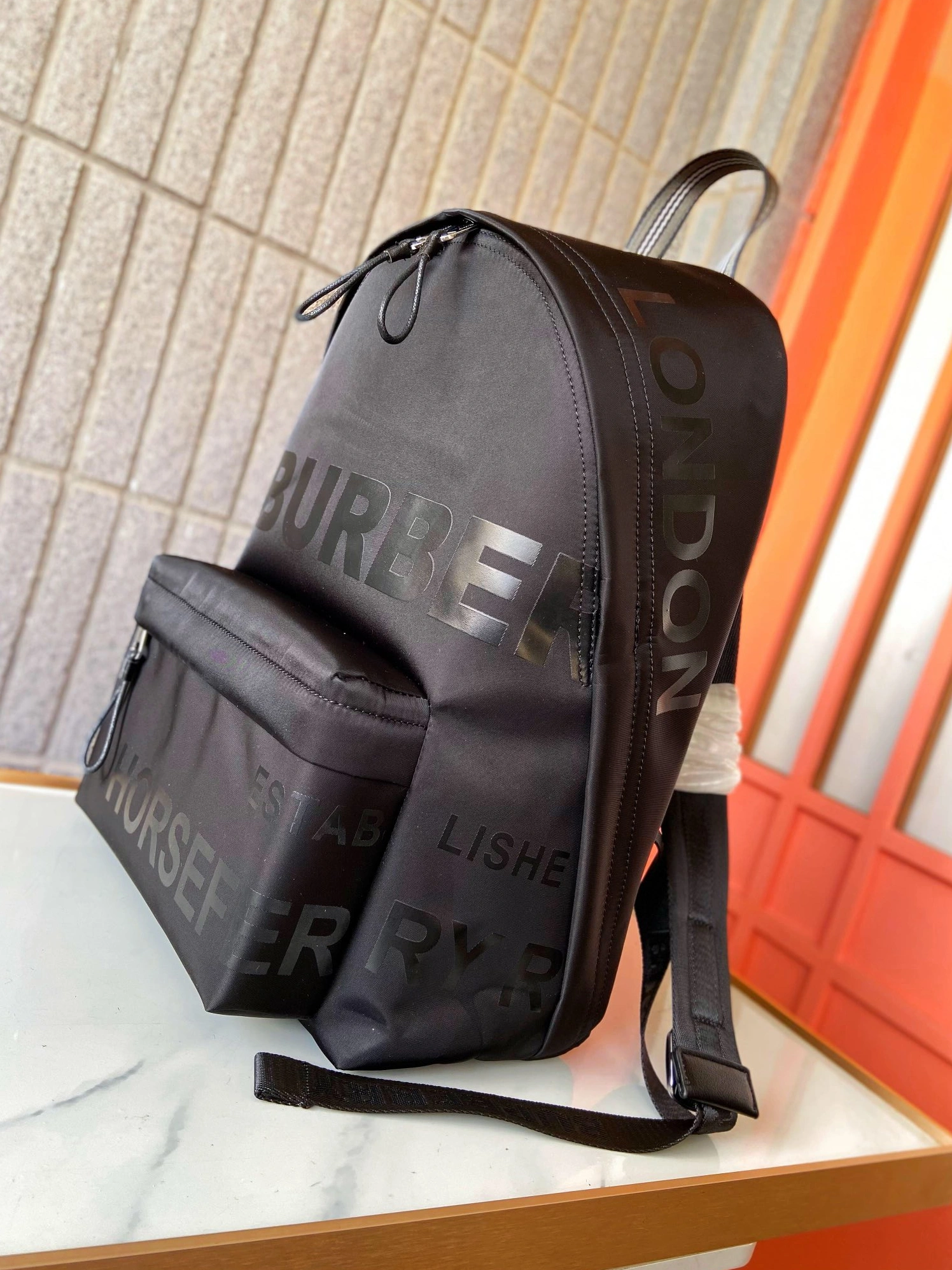 Burberry AAA Quality Backpacks For Unisex Lightweight 8099