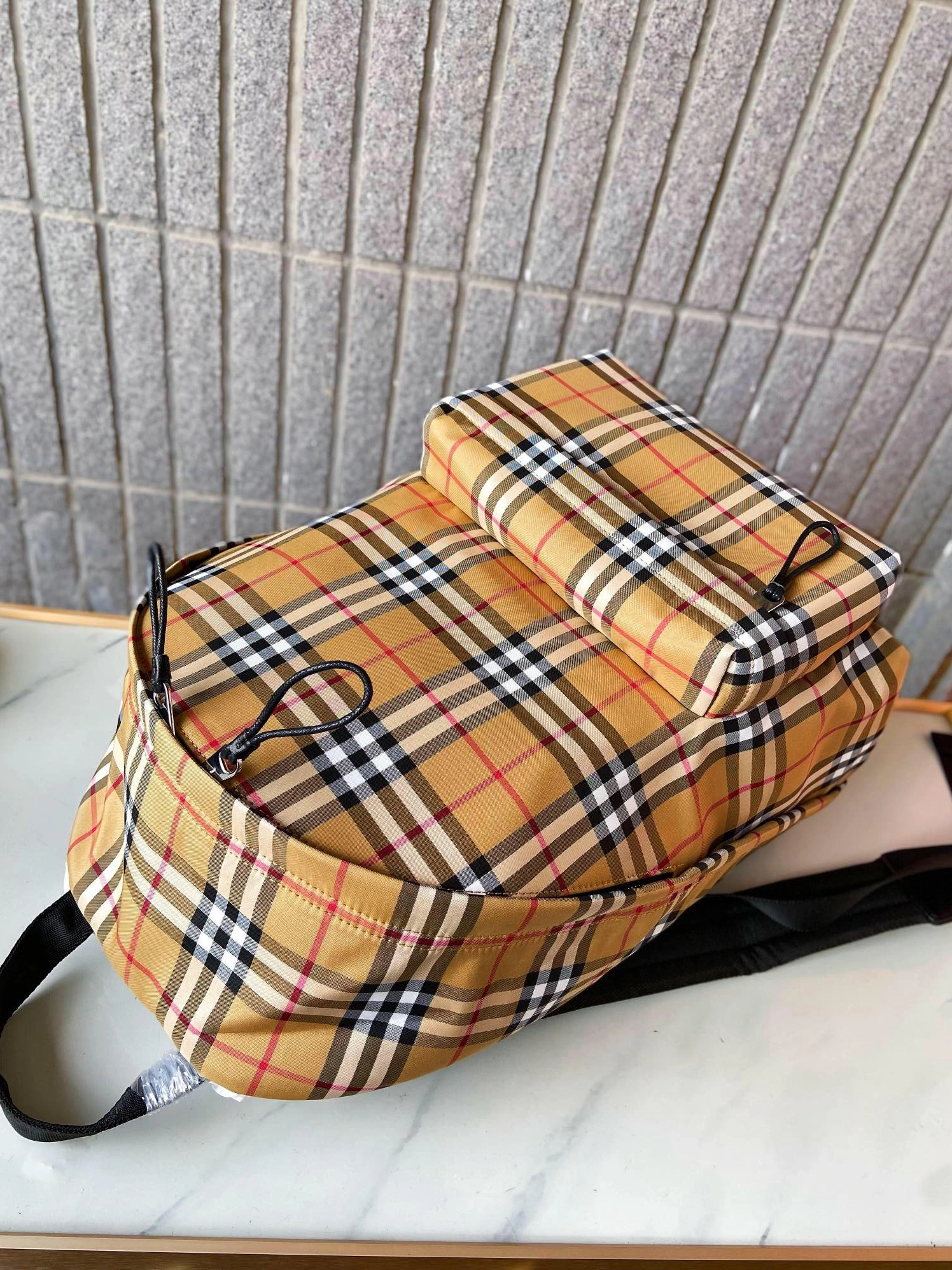 Burberry AAA Quality Backpacks For Unisex Resilient 350