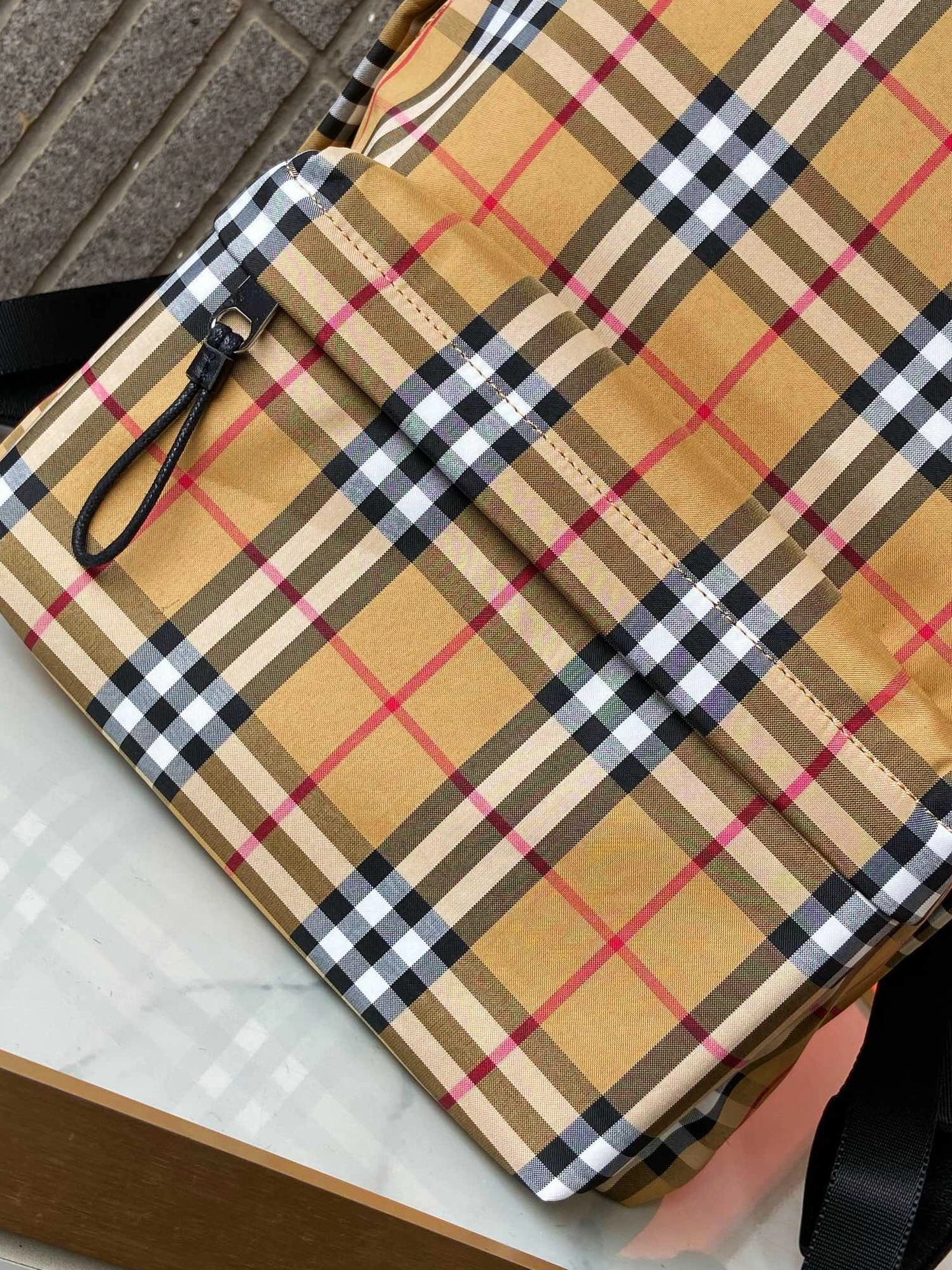 Burberry AAA Quality Backpacks For Unisex Resilient 350