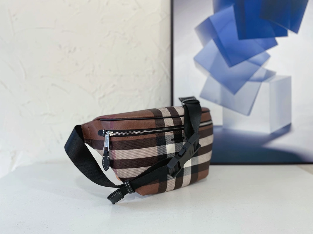 Burberry AAA Quality Belt Bags For Men SportInspired 1550