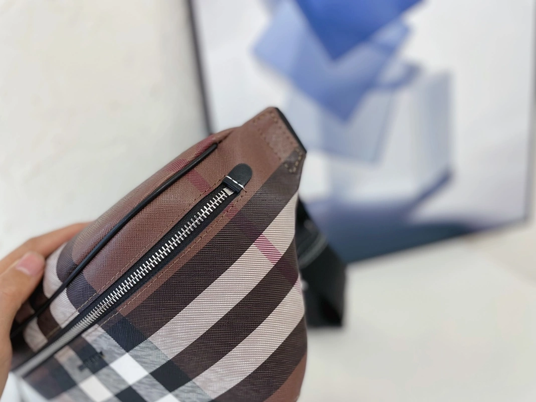 Burberry AAA Quality Belt Bags For Men SportInspired 1550