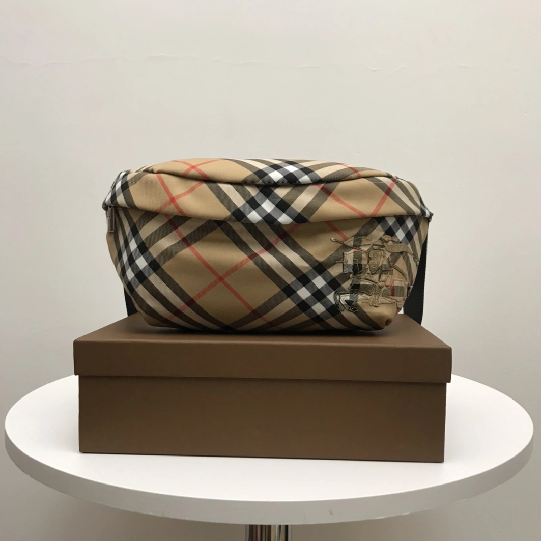 Burberry AAA Quality Belt Bags For Unisex Bright 8568