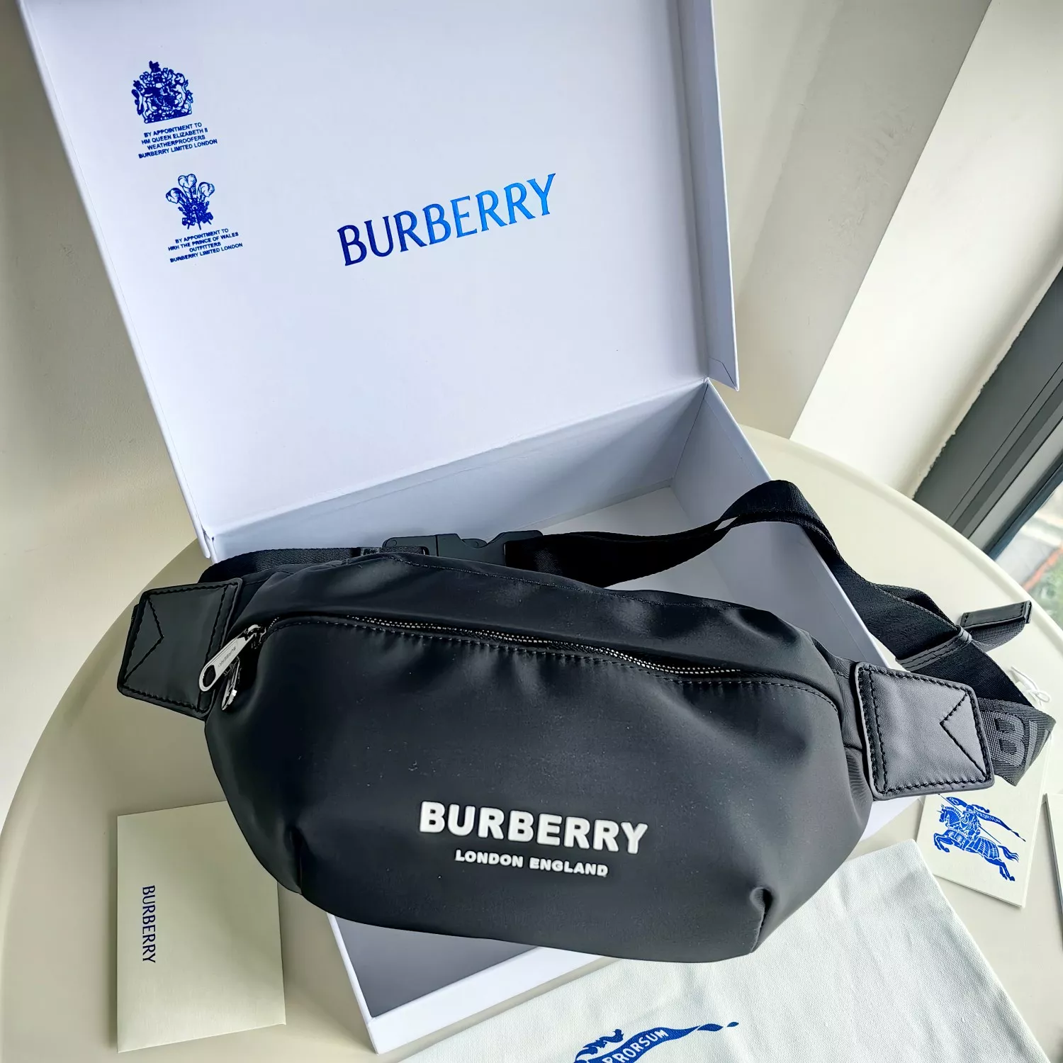 Burberry AAA Quality Belt Bags For Unisex Lightweight 6677