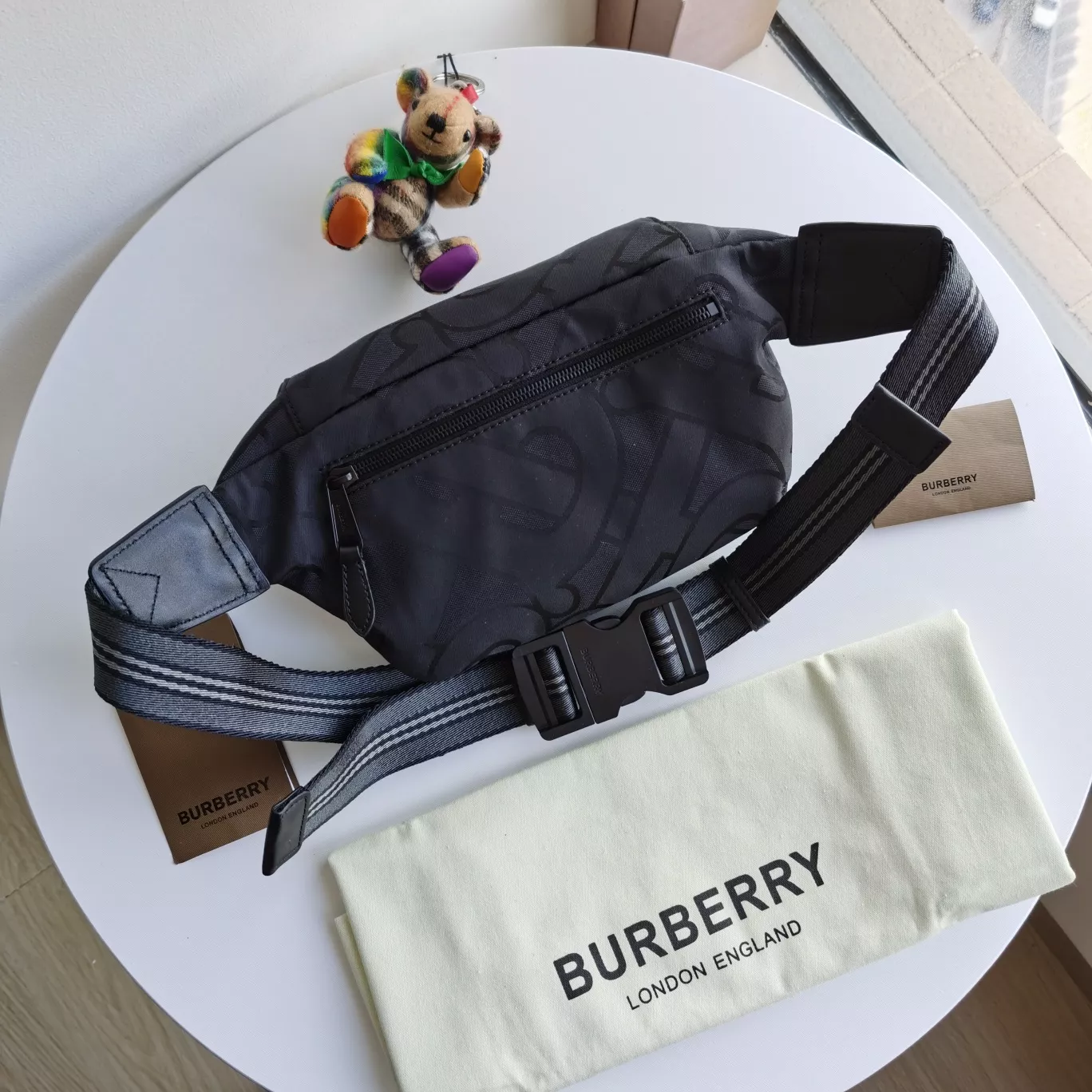 Burberry AAA Quality Belt Bags For Unisex Sophisticated 7580