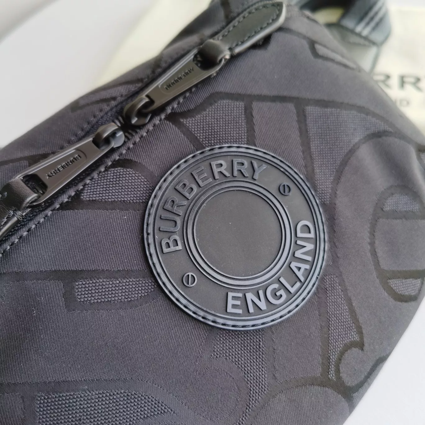 Burberry AAA Quality Belt Bags For Unisex Sophisticated 7580