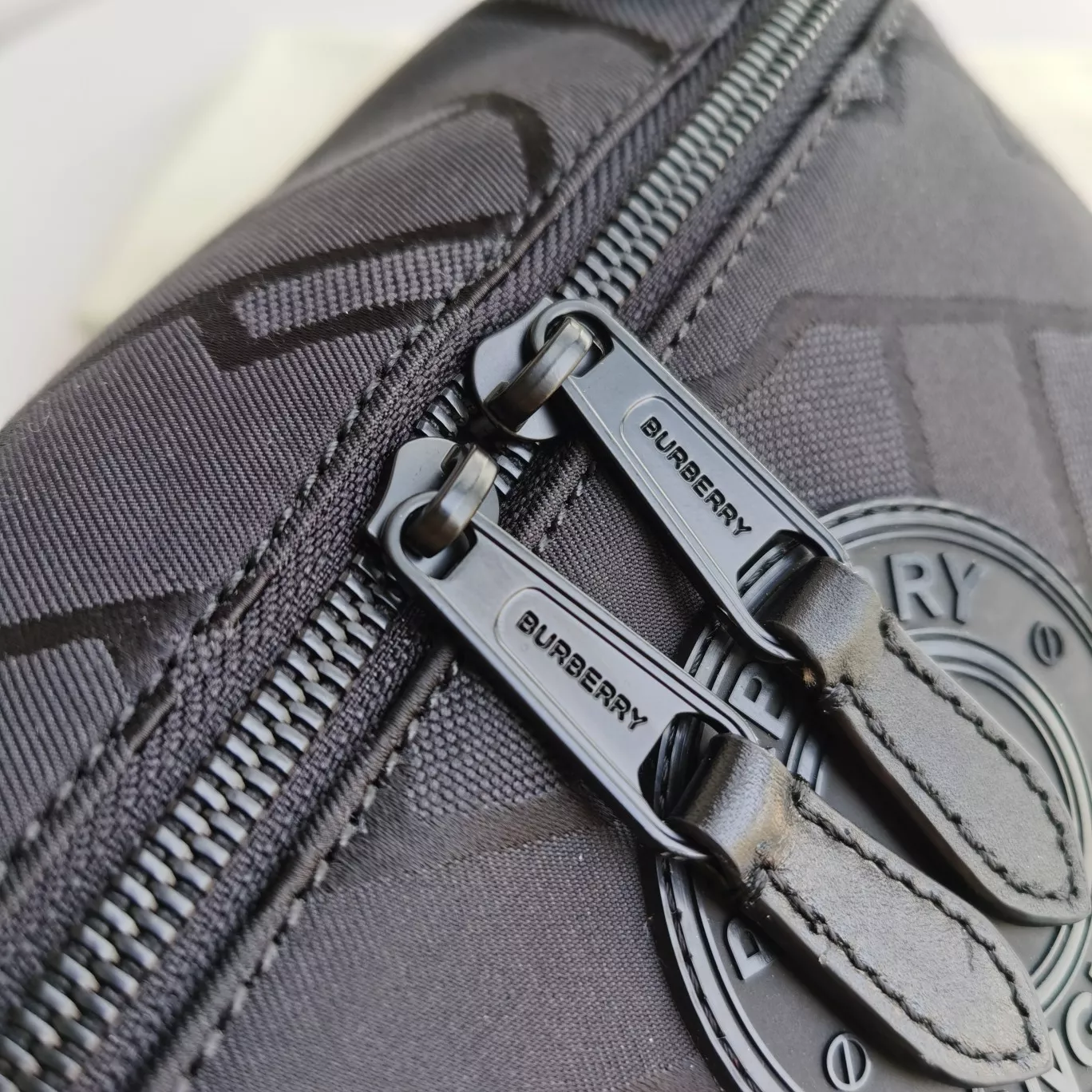 Burberry AAA Quality Belt Bags For Unisex Sophisticated 7580