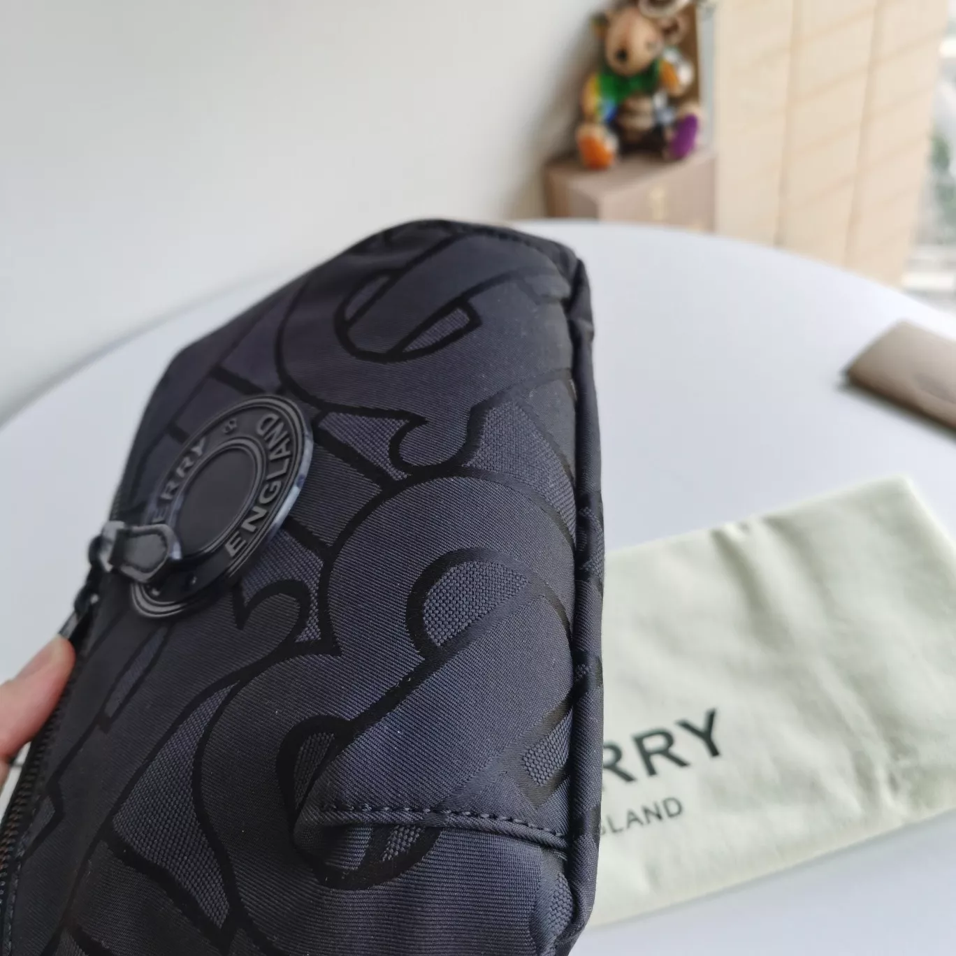 Burberry AAA Quality Belt Bags For Unisex Sophisticated 7580