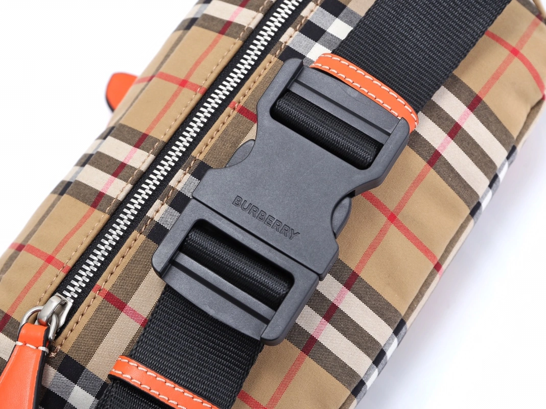 Burberry AAA Quality Belt Bags Functional 9953