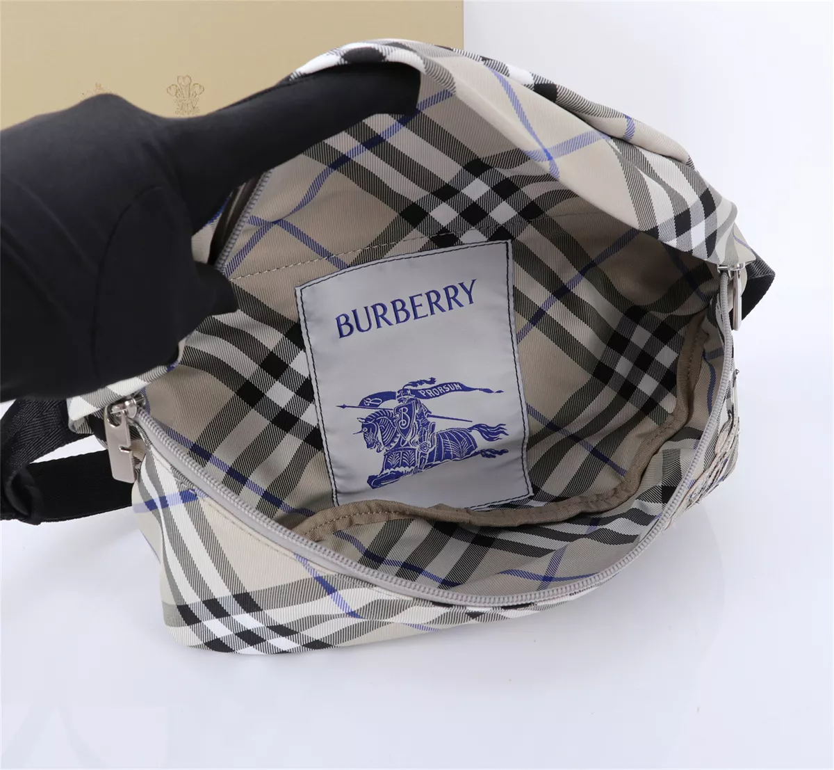 Burberry AAA Quality Belt Bags Practical 2436