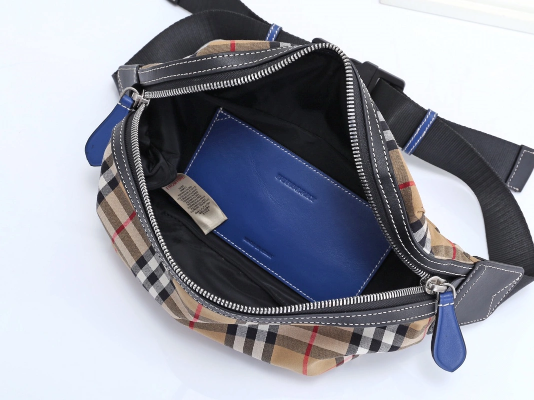 Burberry AAA Quality Belt Bags Trendsetting 5601