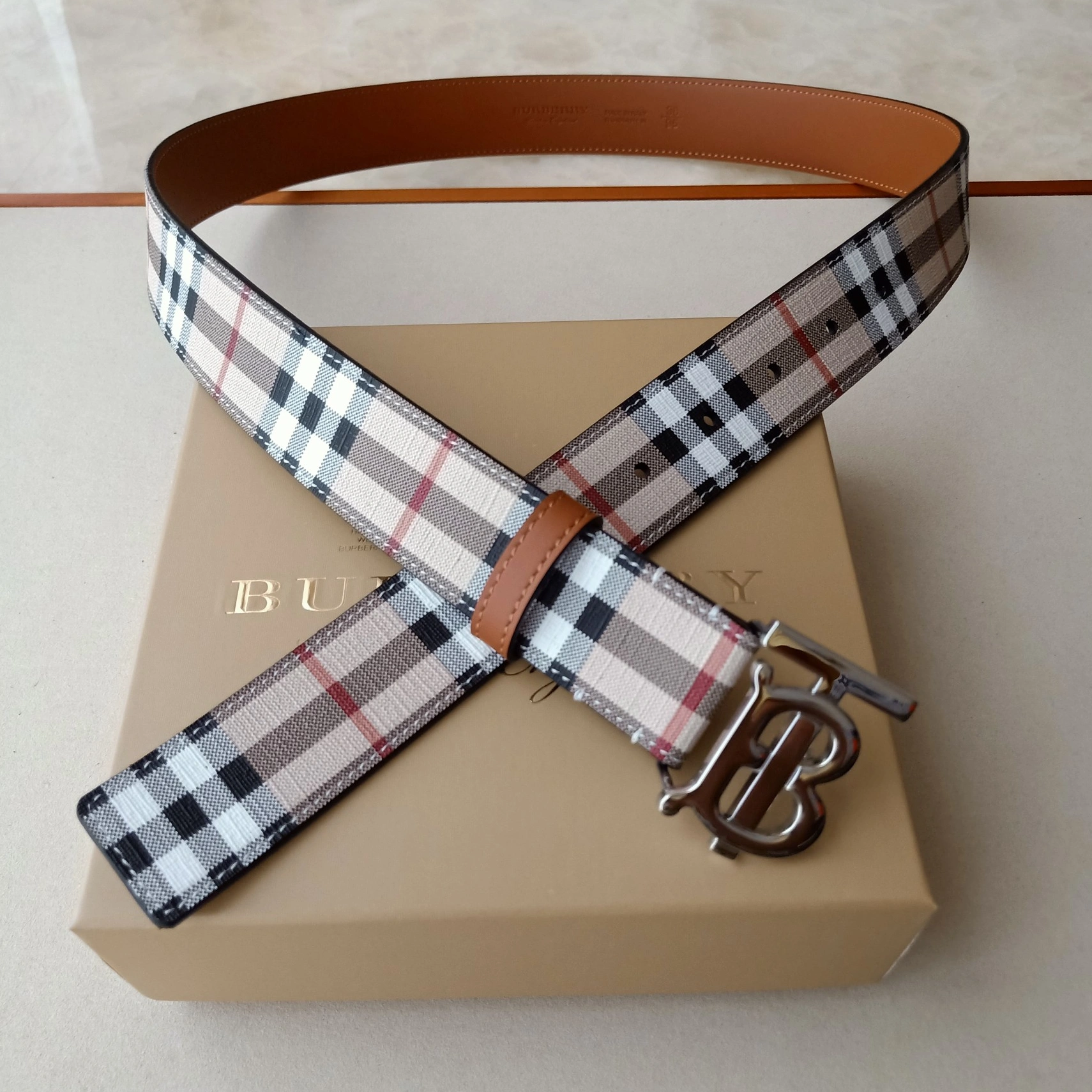 Burberry AAA Quality Belts For Men ModernLook 928