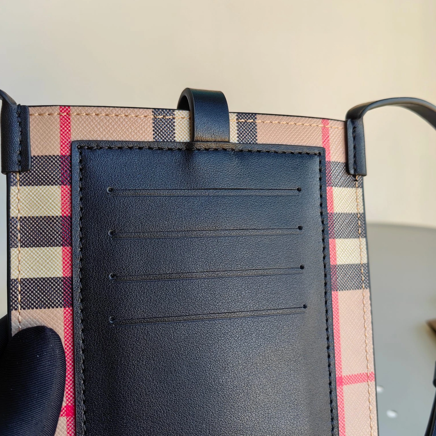 Burberry AAA Quality Card Case HighQuality 6091