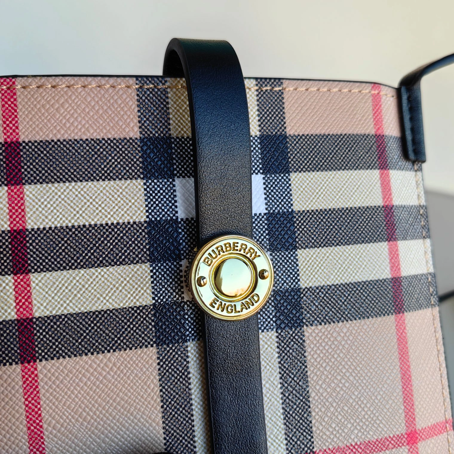 Burberry AAA Quality Card Case HighQuality 6091
