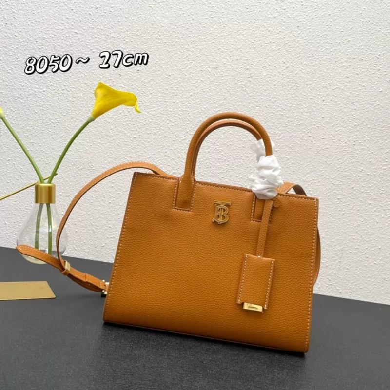 Burberry AAA Quality Handbags For Women GoAnywhere 6295