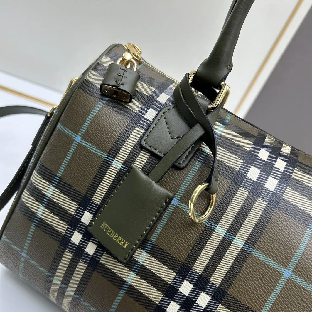 Burberry AAA Quality Handbags For Women SmartChoice 3238