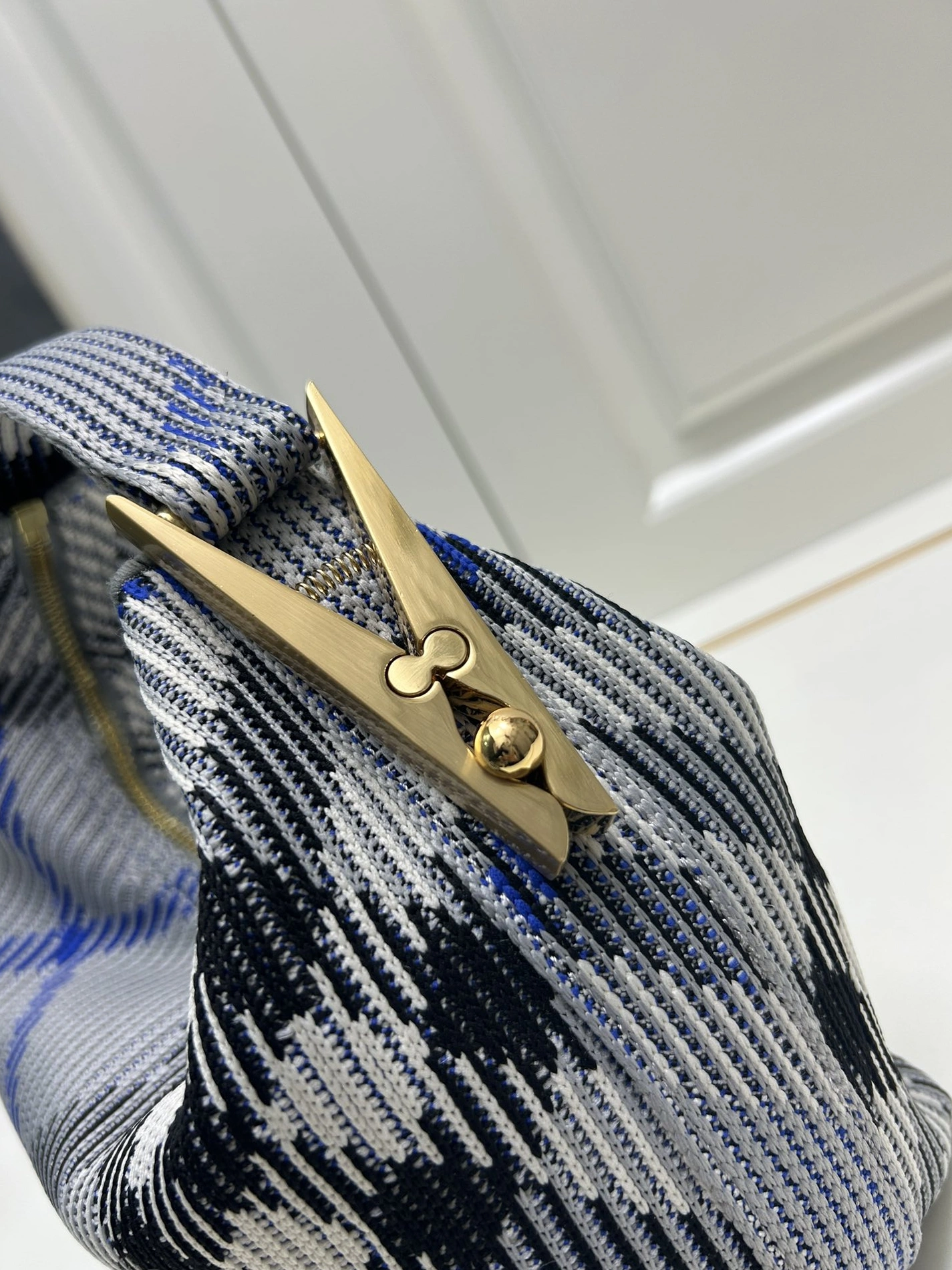 Burberry AAA Quality Handbags For Women Unique 9144