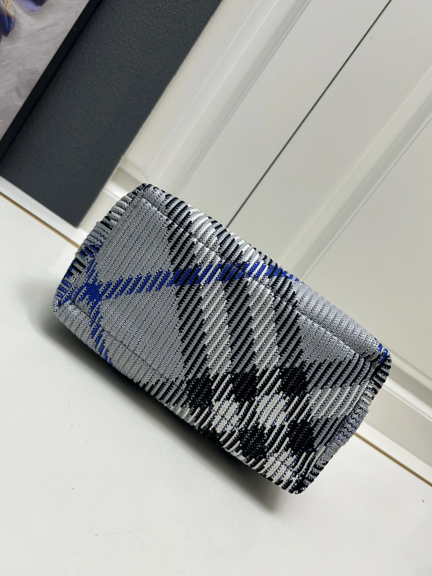 Burberry AAA Quality Handbags For Women Unique 9144