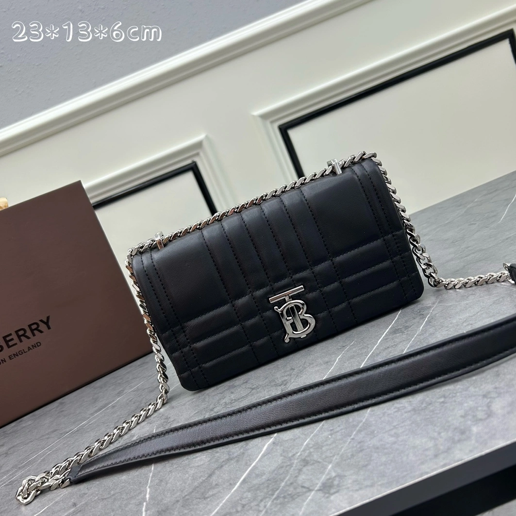 Burberry AAA Quality Messenger Bags For Women Classic 327