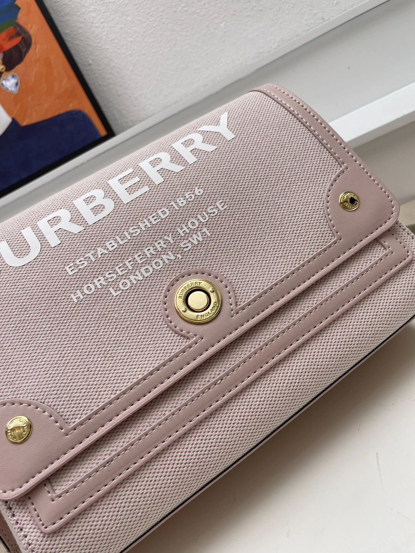 Burberry AAA Quality Messenger Bags For Women DailyWear 9270