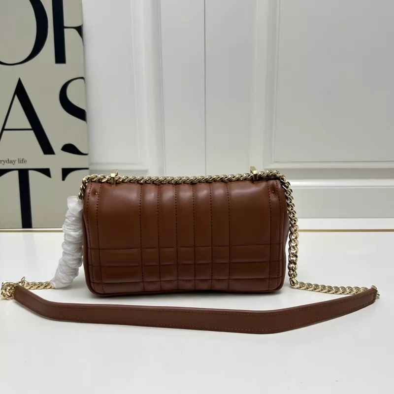Burberry AAA Quality Messenger Bags For Women Durable 7248