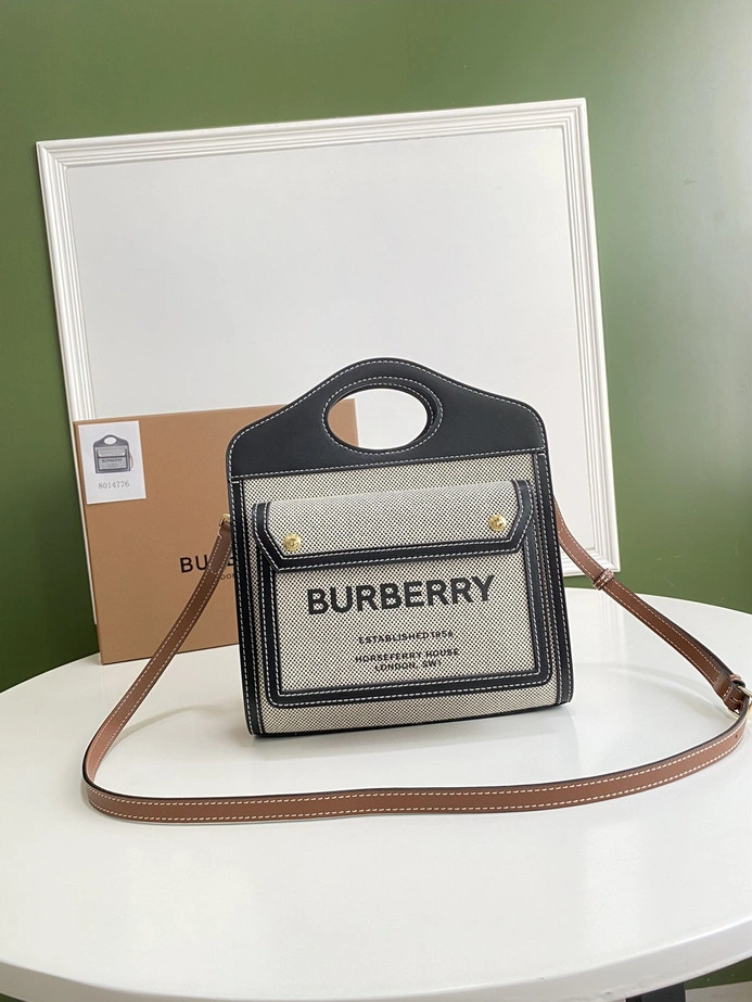 Burberry AAA Quality Messenger Bags For Women Soft 608