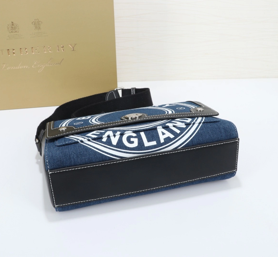 Burberry AAA Quality Messenger Bags For Women SportInspired 2418
