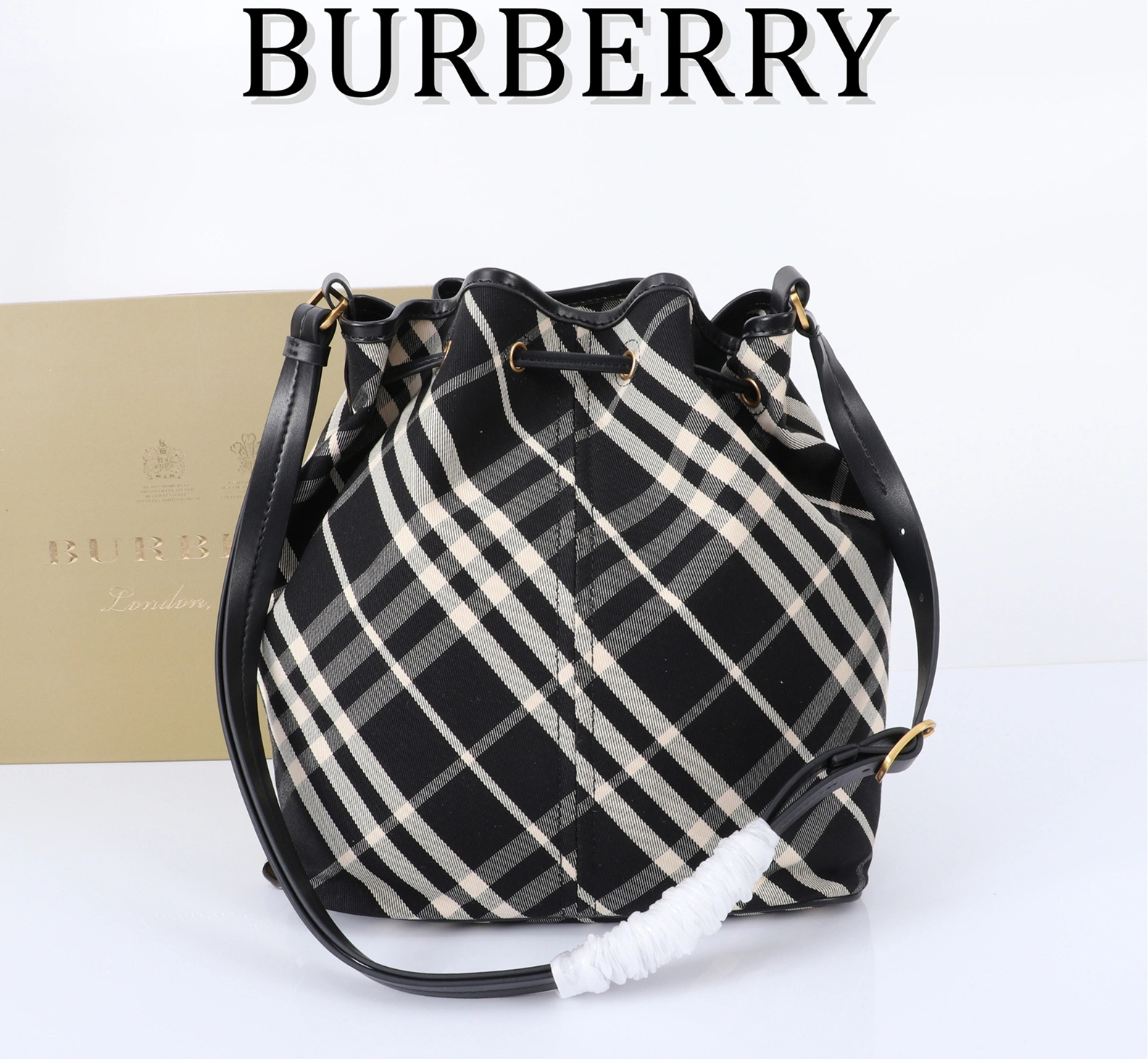 Burberry AAA Quality Messenger Bags For Women UrbanStyle 3953