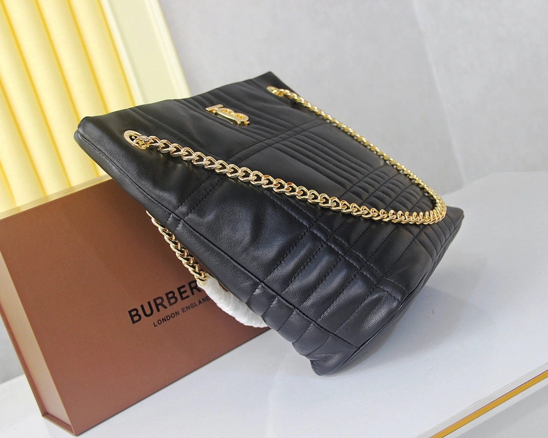 Burberry AAA Quality Shoulder Bags For Women Bold 5360