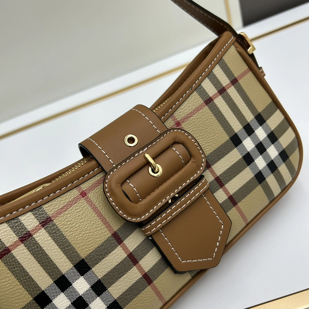 Burberry AAA Quality Shoulder Bags For Women Compact 5420