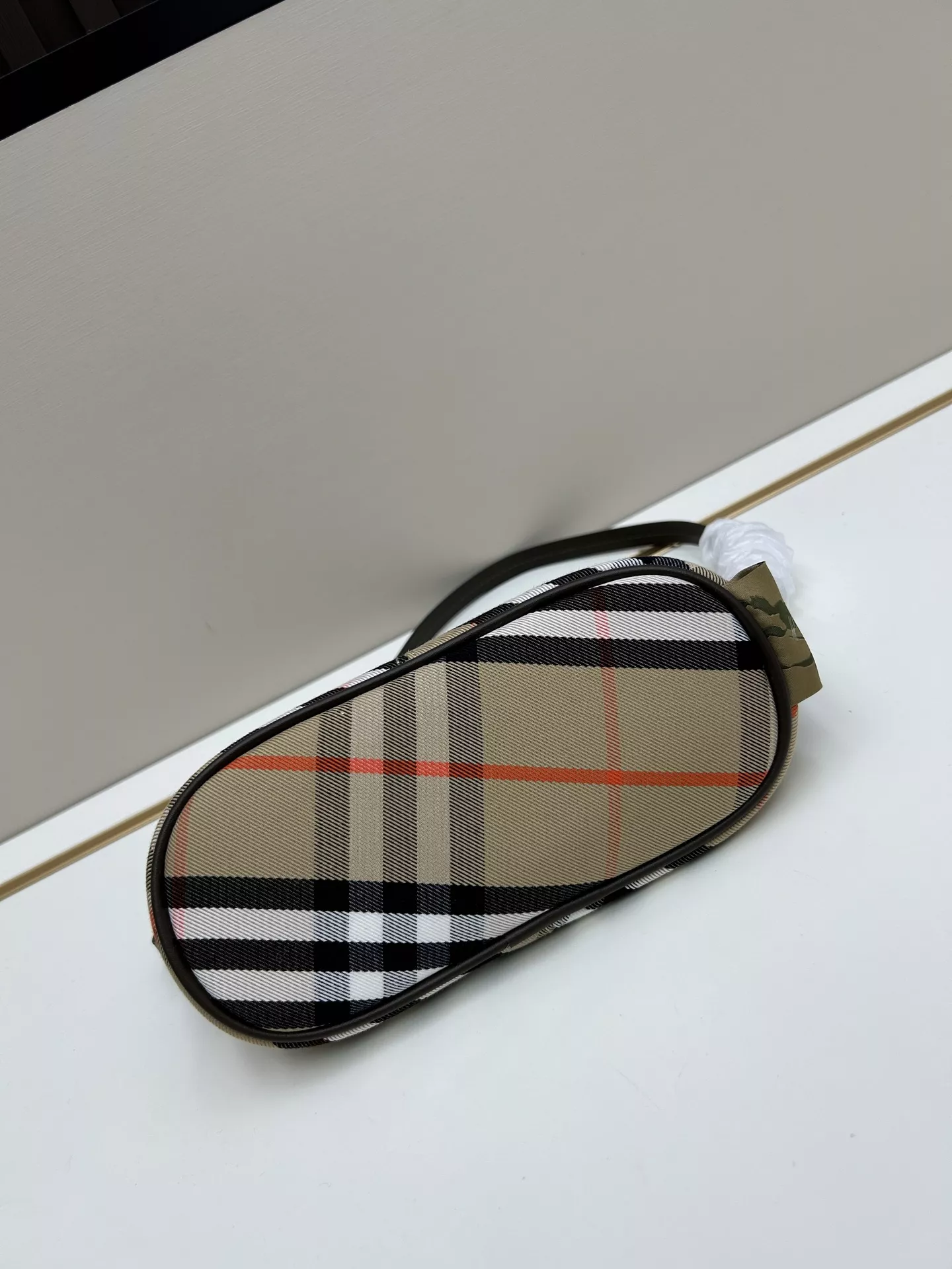 Burberry AAA Quality Shoulder Bags For Women Popular 3096