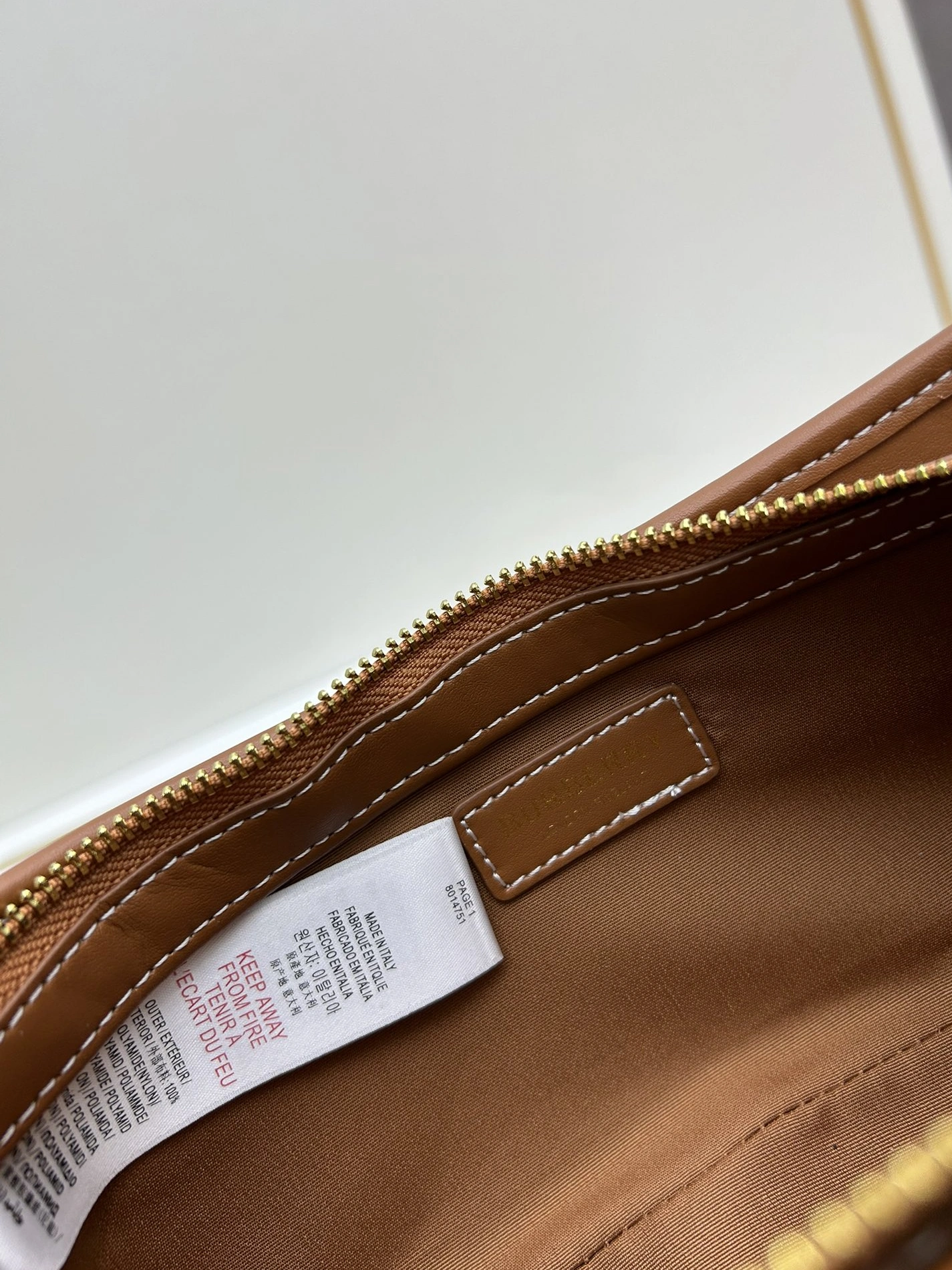 Burberry AAA Quality Shoulder Bags For Women Timeless 5373