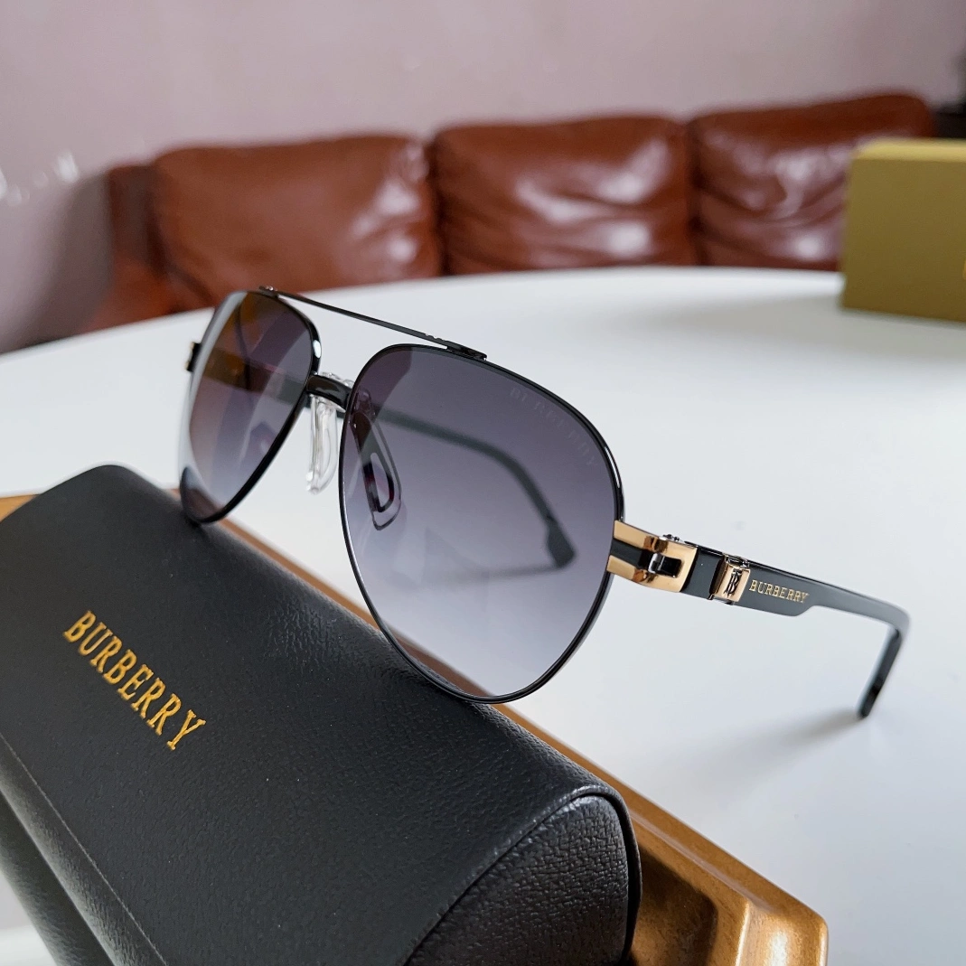 Burberry AAA Quality Sunglasses BestValue 3892