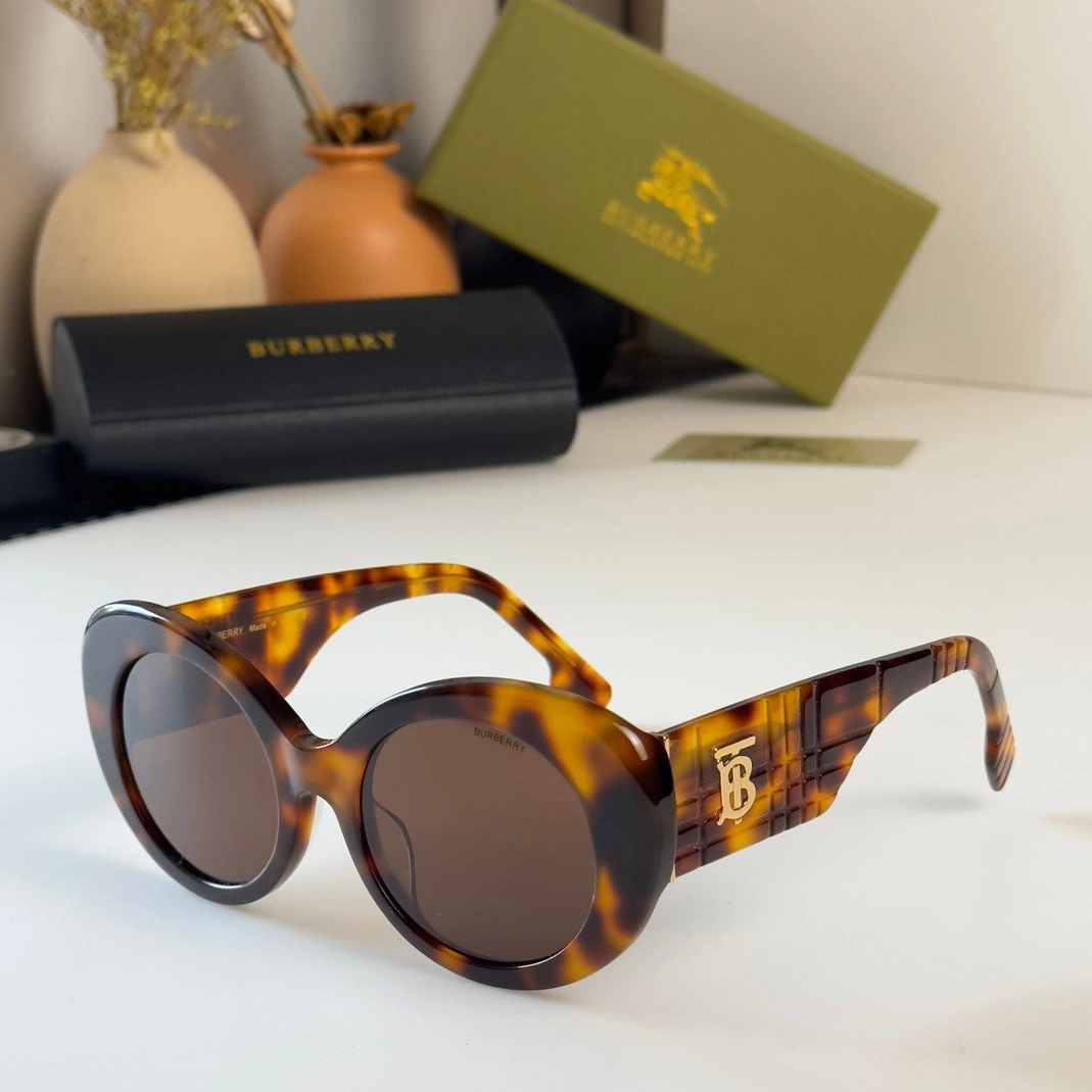 Burberry AAA Quality Sunglasses Bright 4364