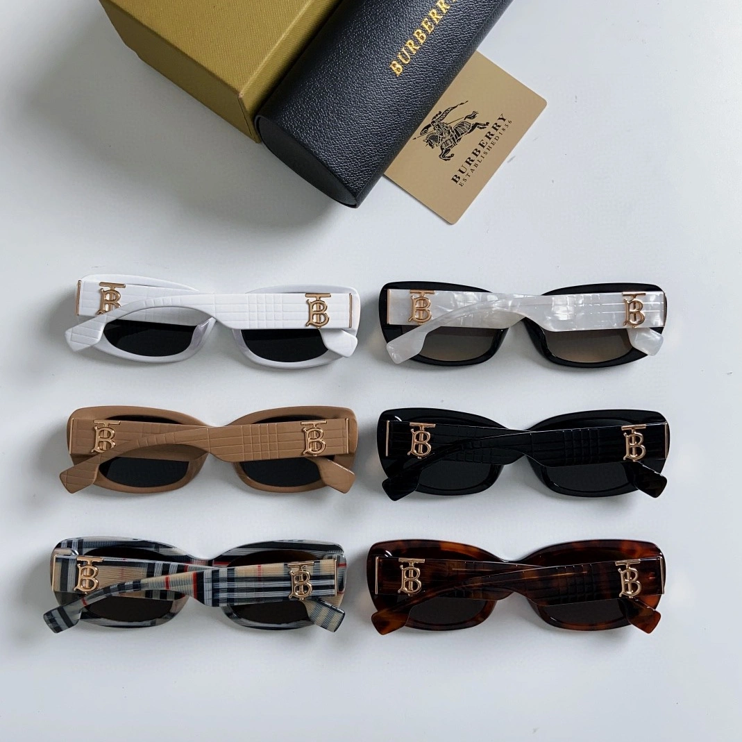 Burberry AAA Quality Sunglasses Classic 9674