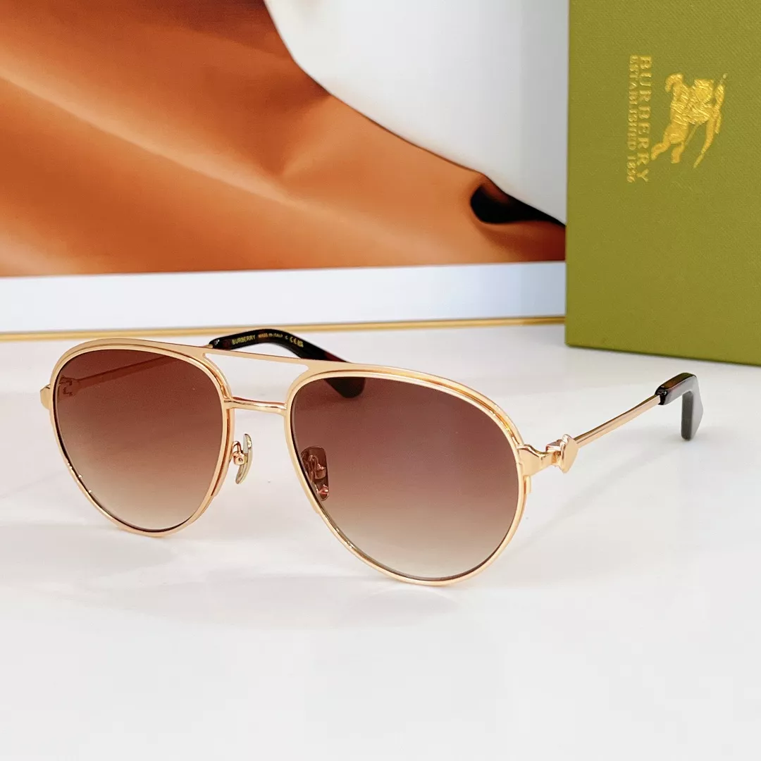 Burberry AAA Quality Sunglasses Fashionable 9889
