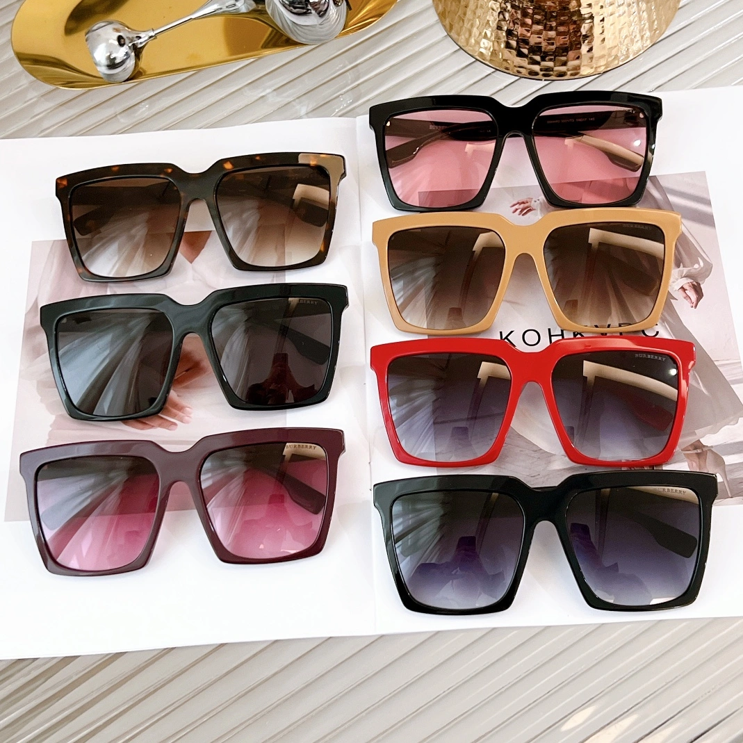 Burberry AAA Quality Sunglasses Minimalist 691