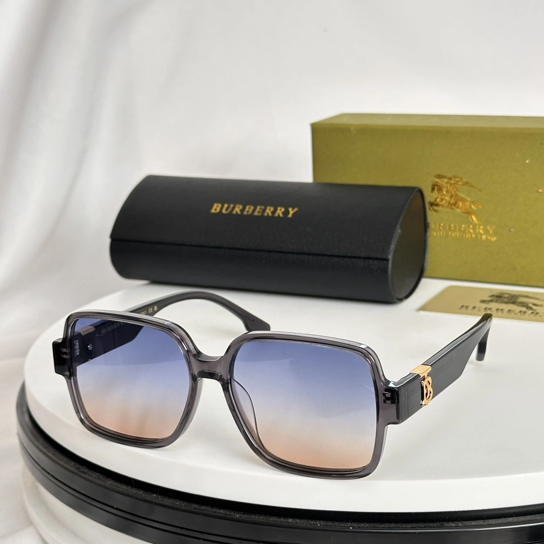 Burberry AAA Quality Sunglasses Popular 8537