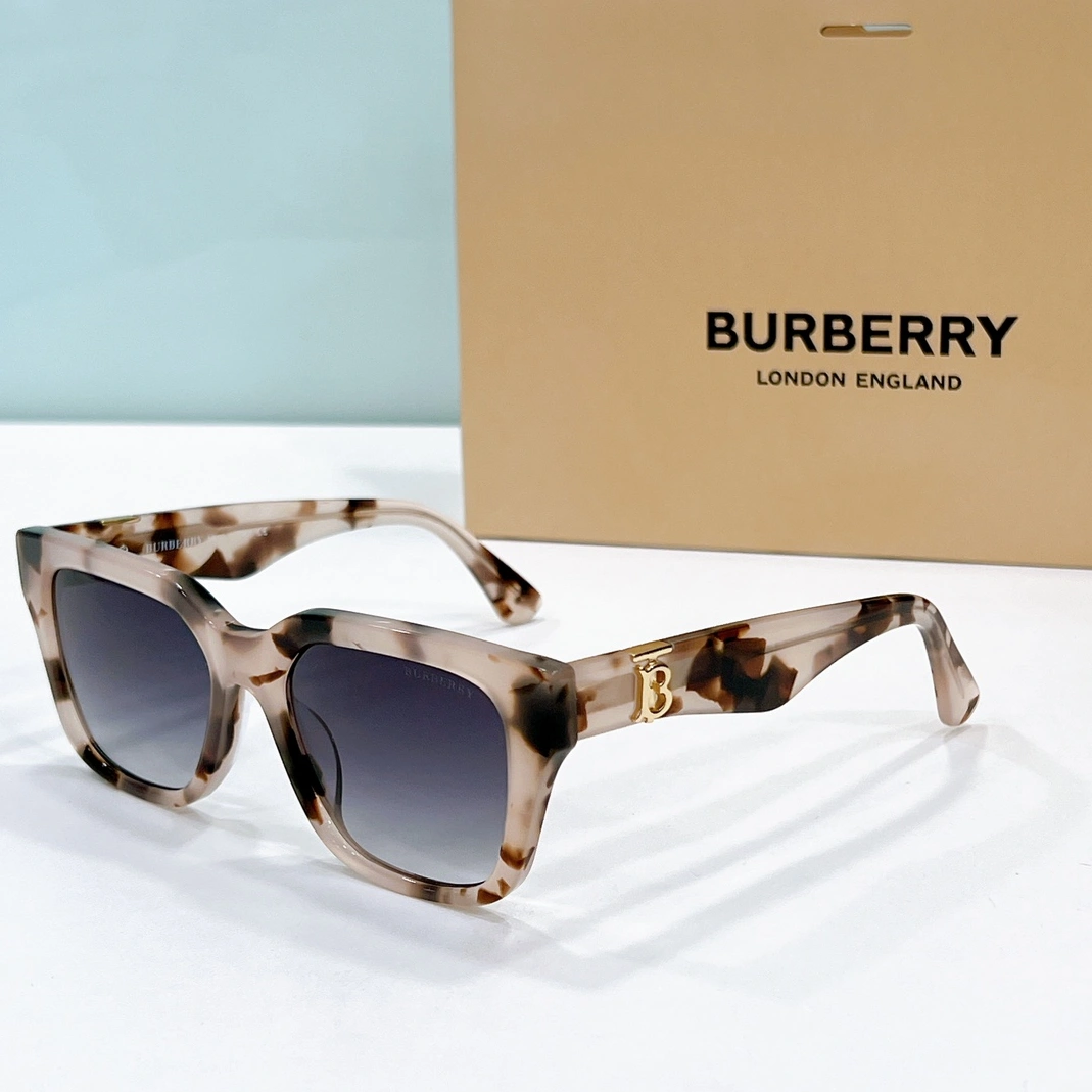 Burberry AAA Quality Sunglasses Soft 7735